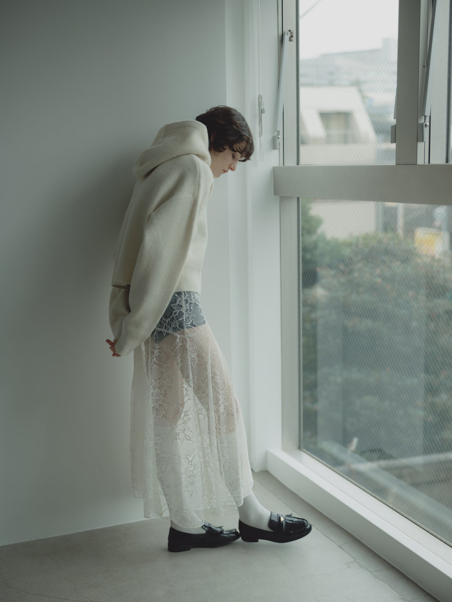 SHORT KNIT HOODIE/WHITE