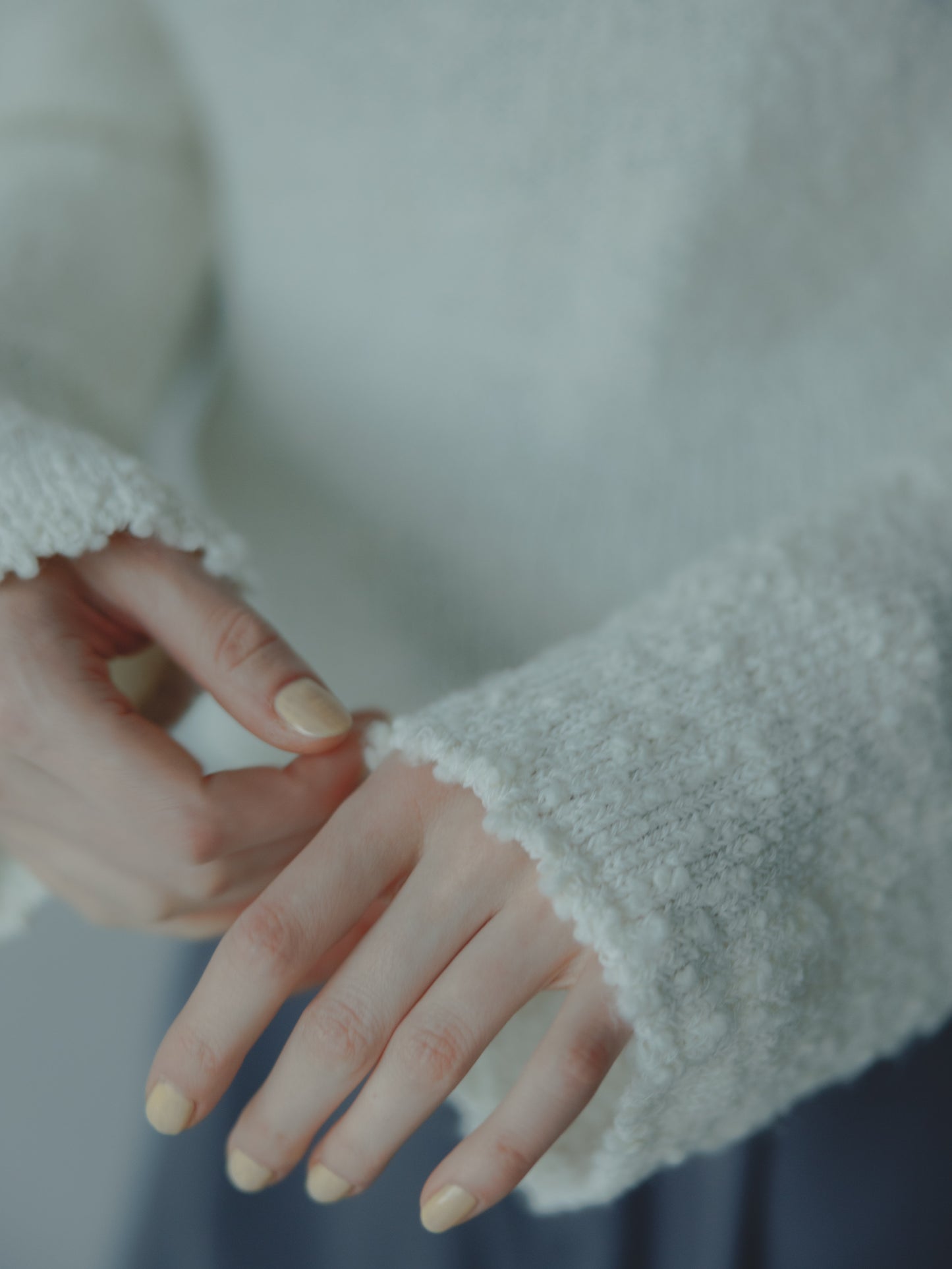 ONE SHOLDER KNIT/WHITE