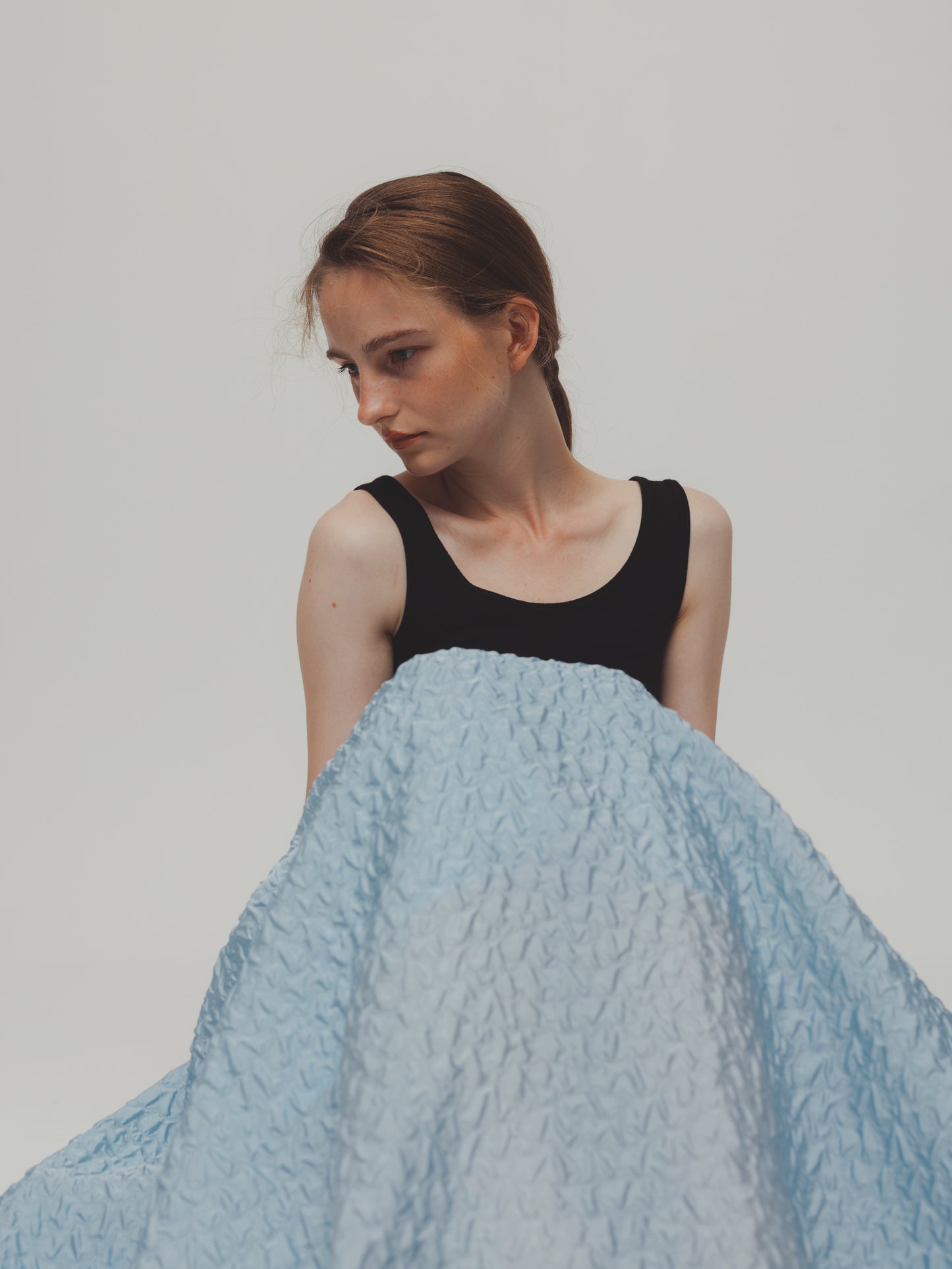 RUFFLE GATHERD SKIRT/BLUE