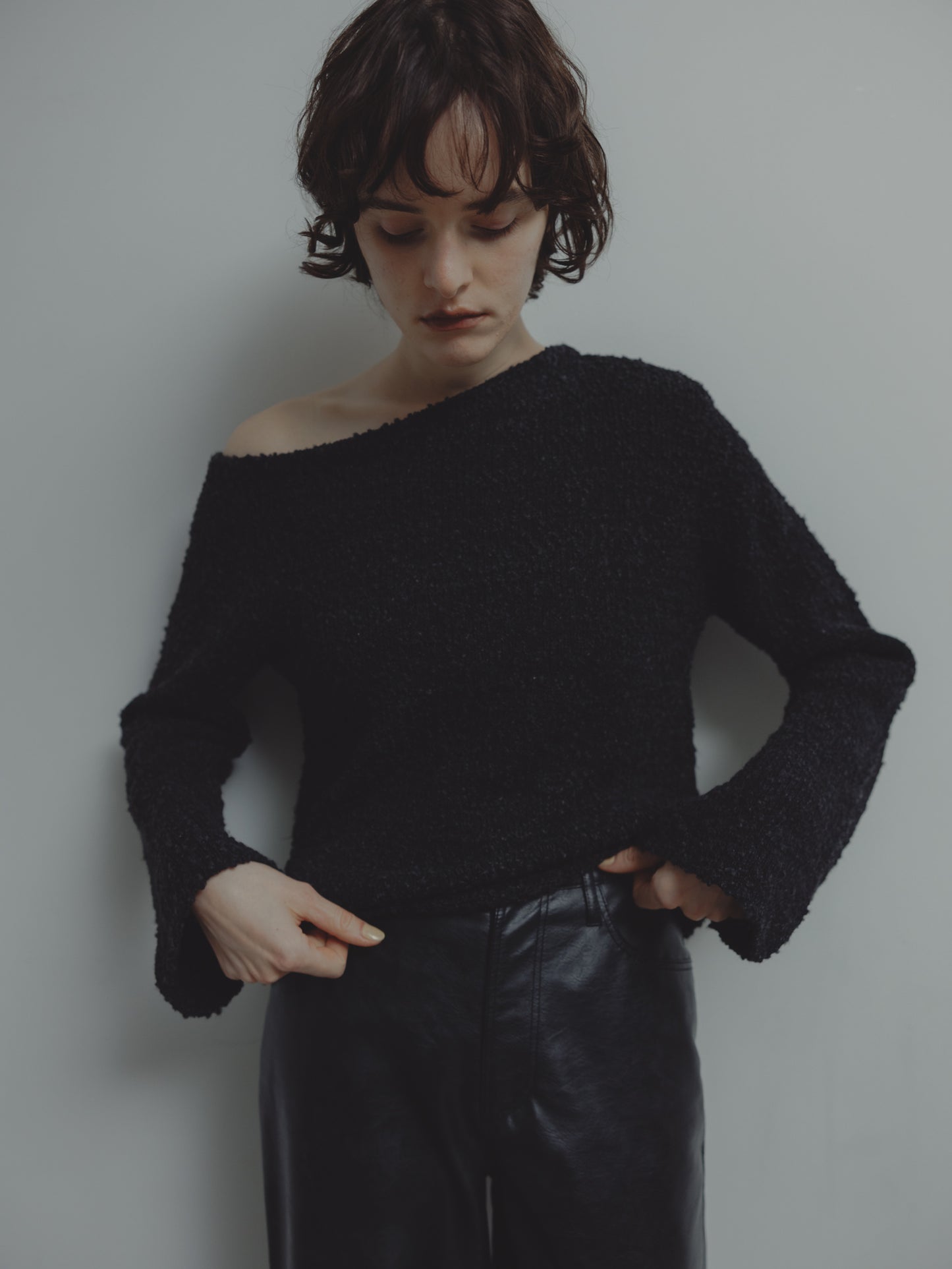 ONE SHOLDER KNIT/BLACK