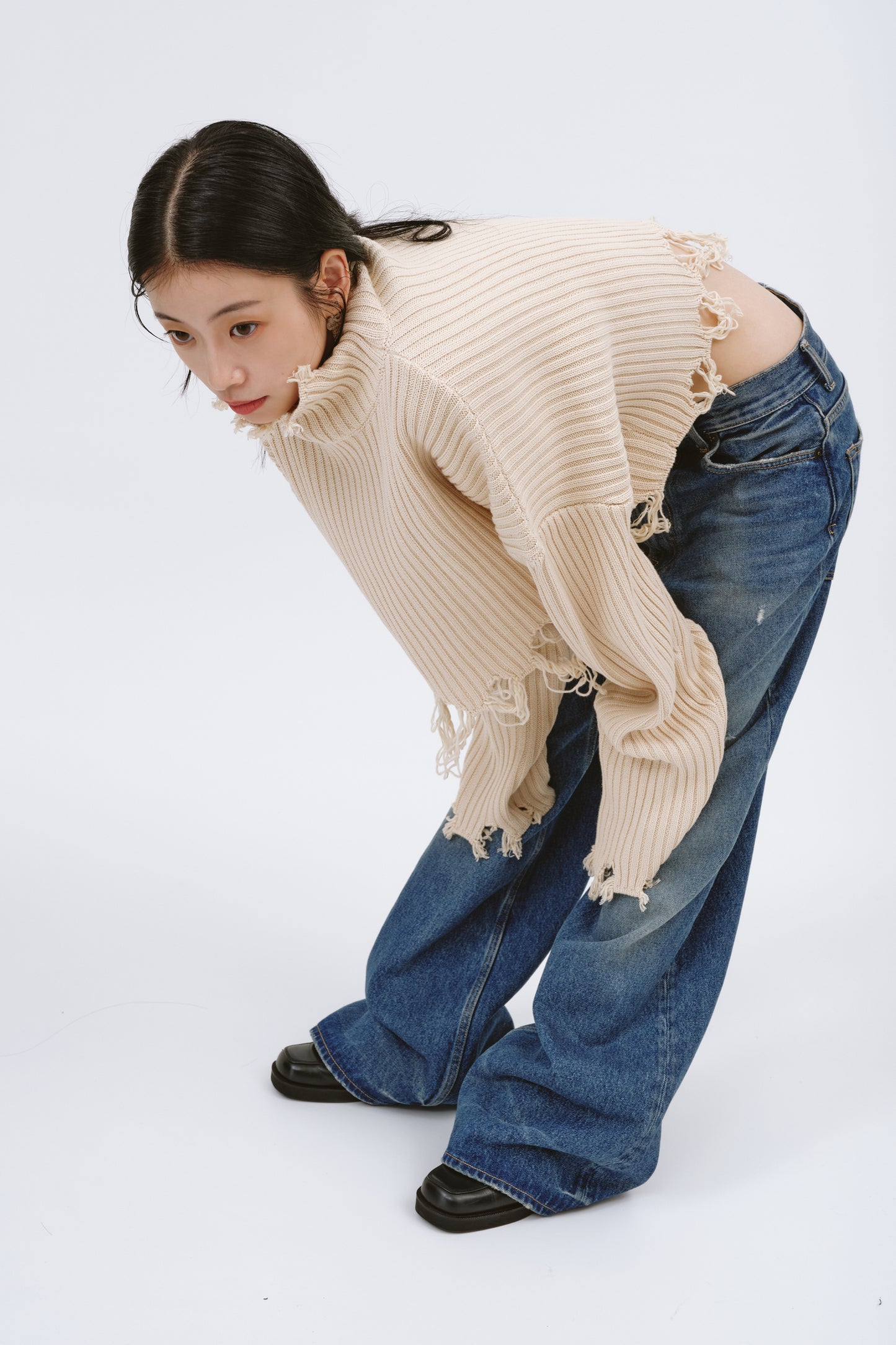 DAMAGE HIGH NECK KNIT/BEIGE