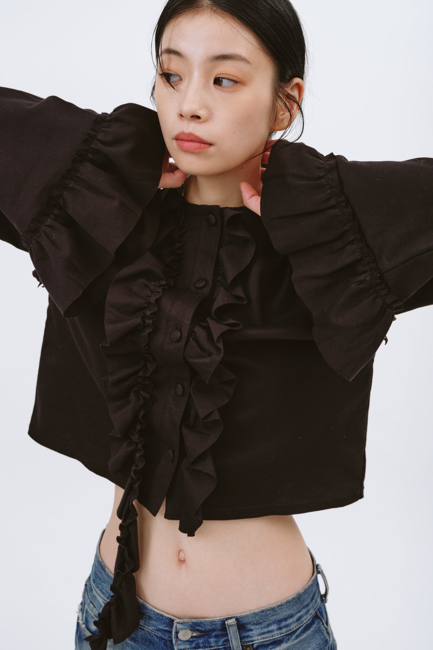 FRILL TOPS/BLACK