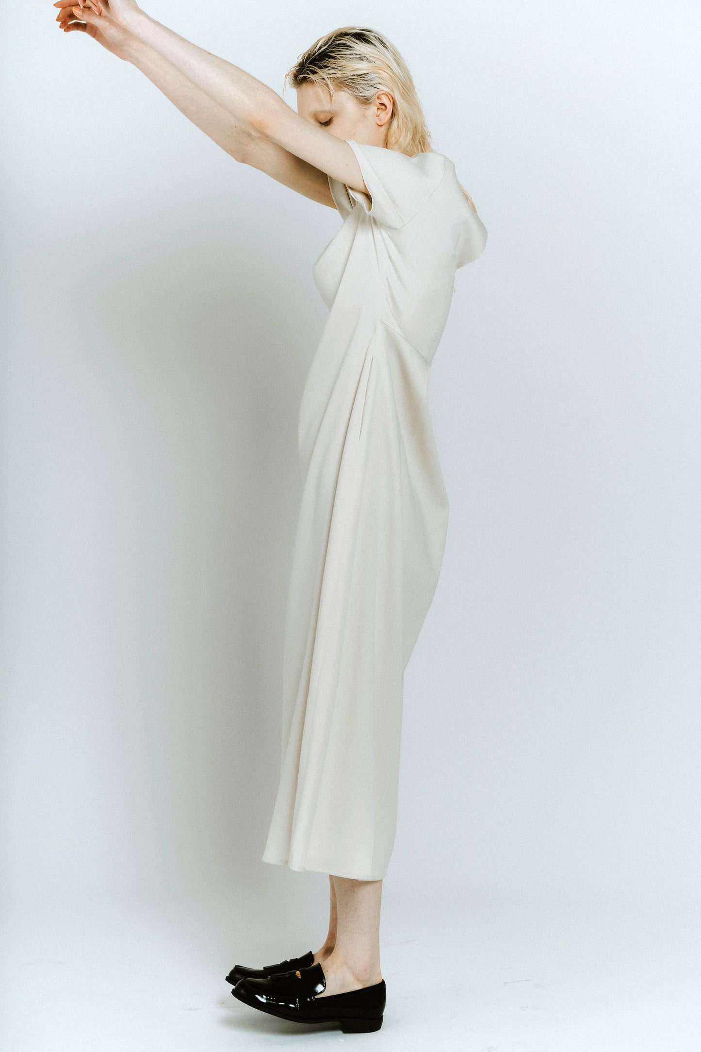 SATIN DRESS/WHITE