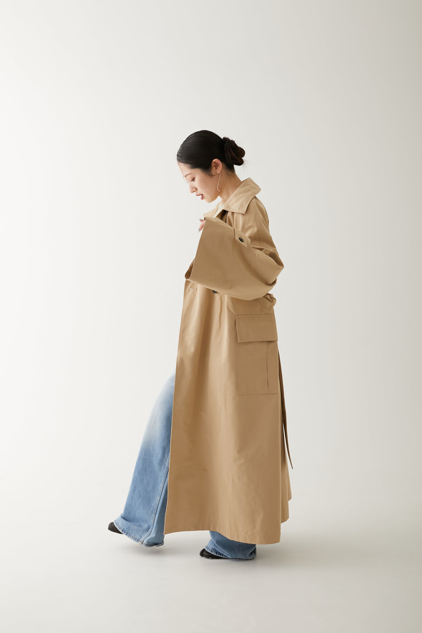 LONG TRENCH COAT/BEIGE