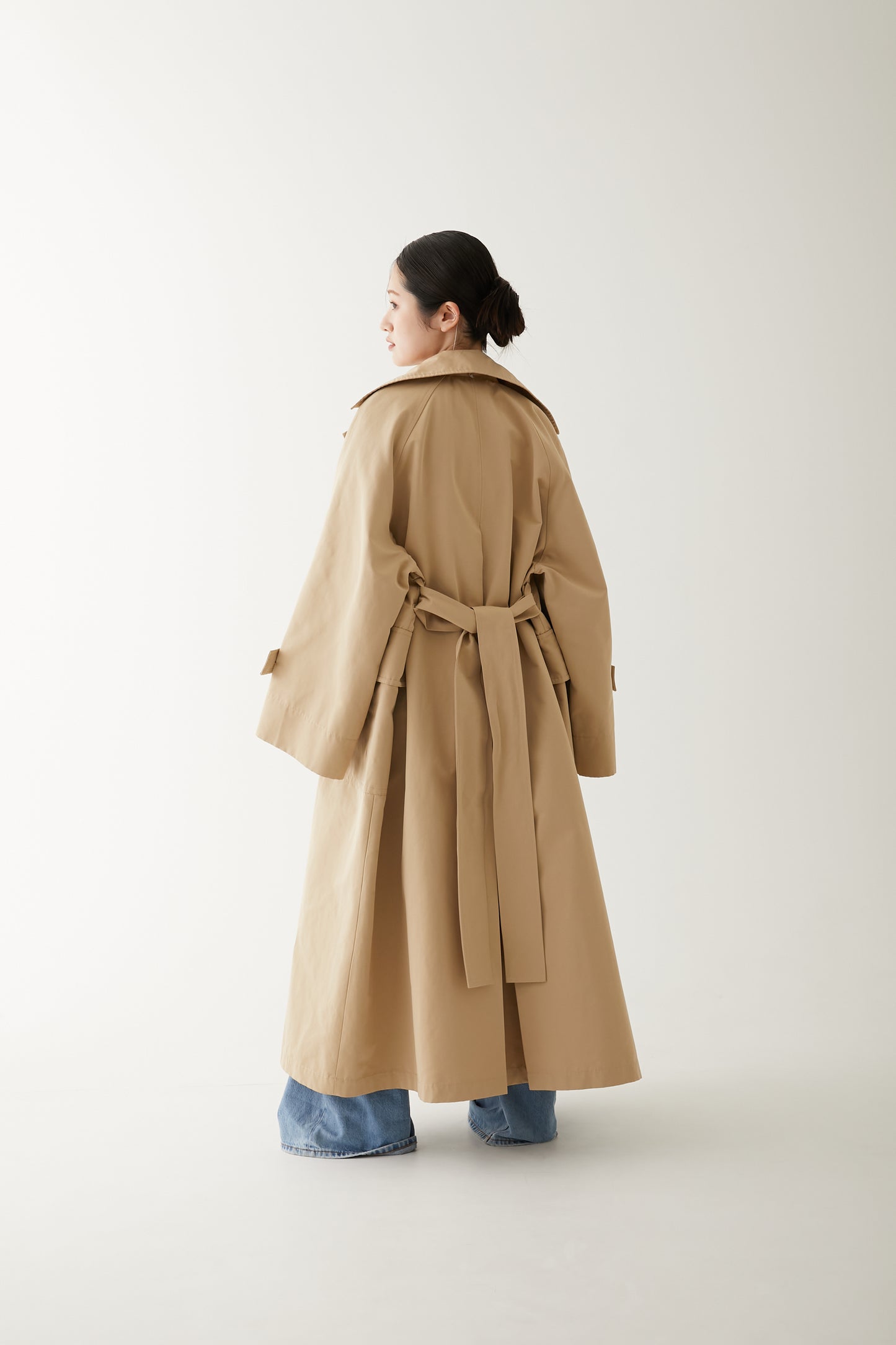 LONG TRENCH COAT/BEIGE