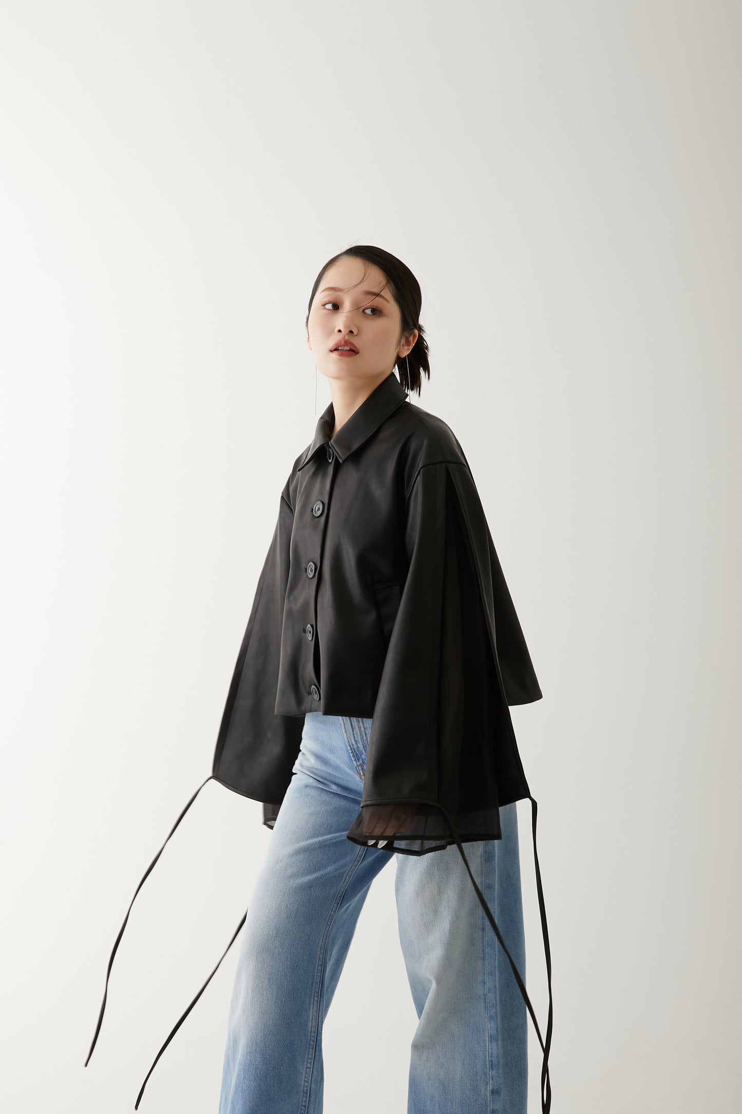 LONG SLEEVE SHORT BLOUSON/BLACK