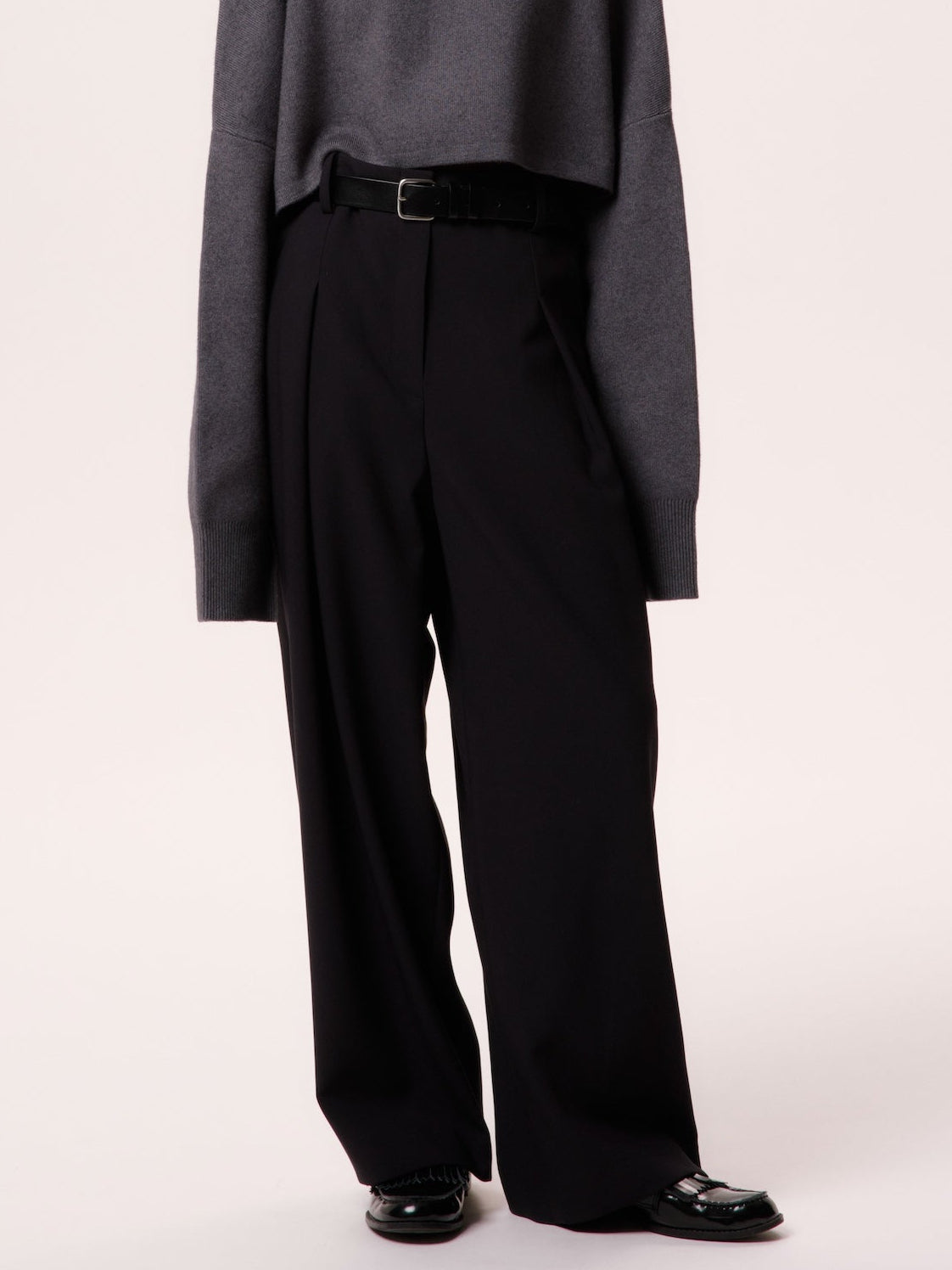 WIDE TUCK PANTS/BLK