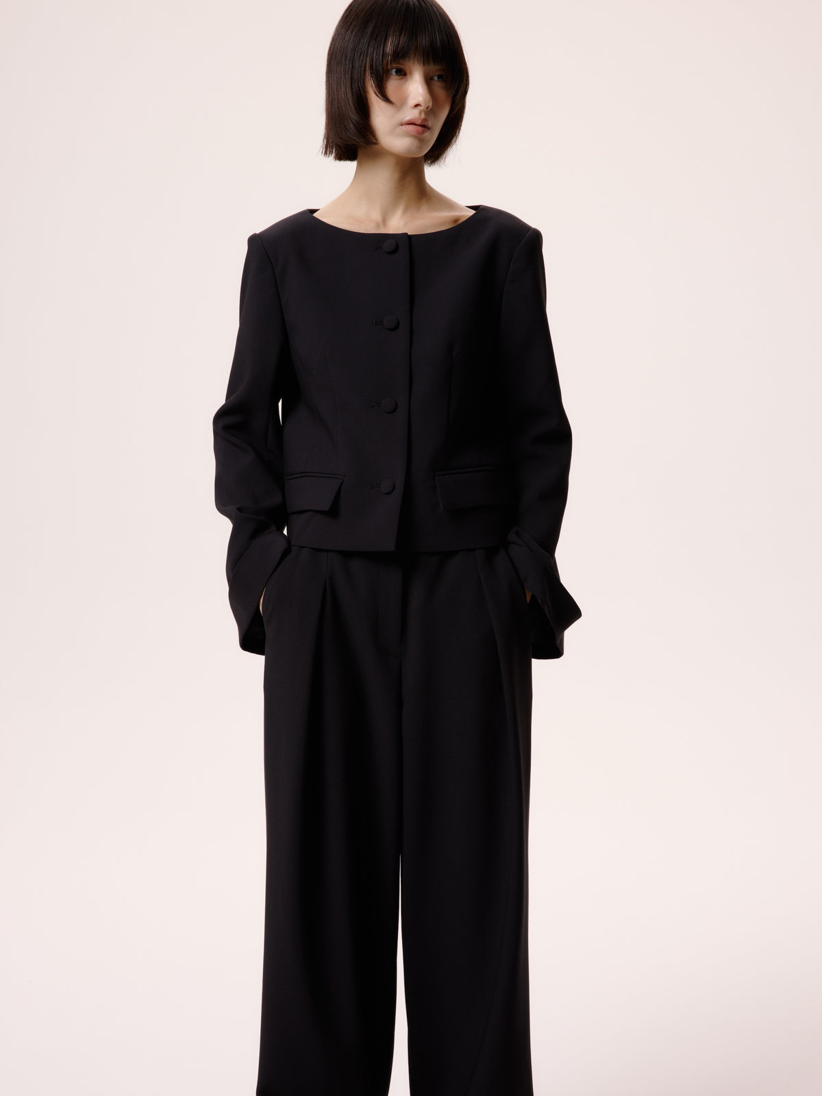 WIDE TUCK PANTS/BLK