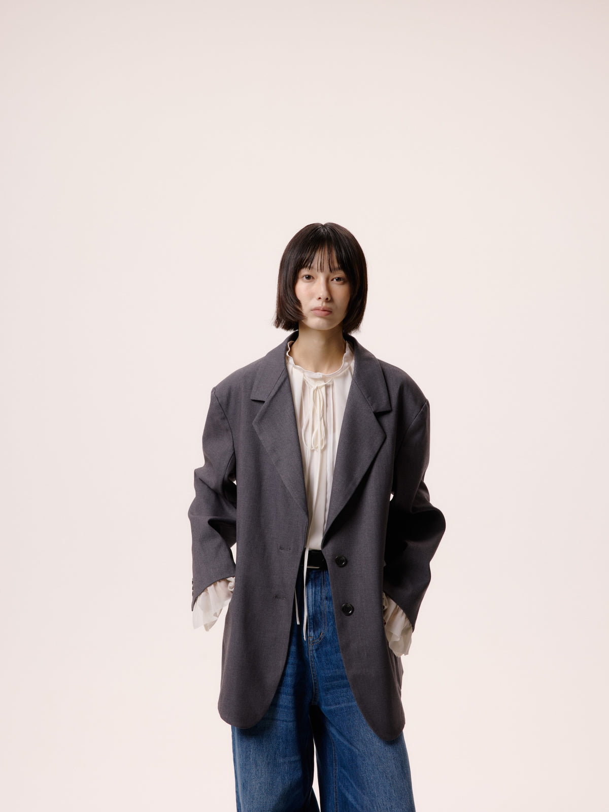 FRILL SLEEVE JACKET/GRAY