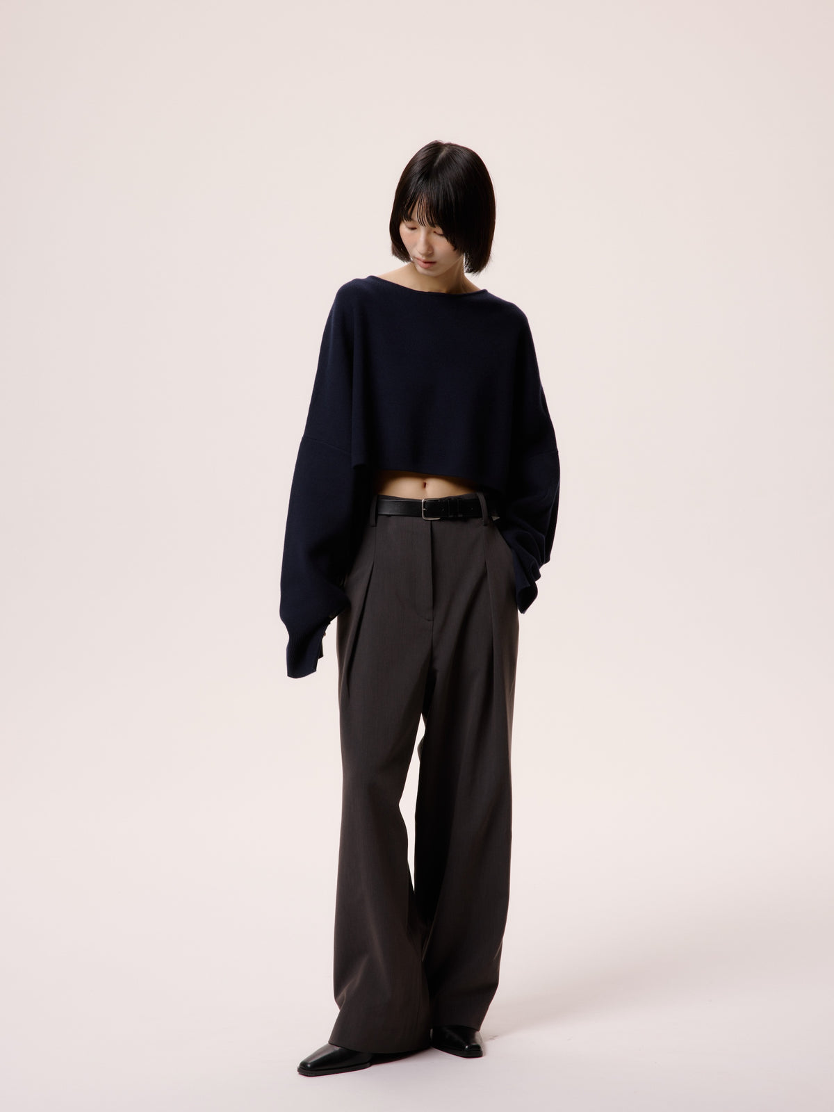 CROPPED BUTTON KNIT/NAVY