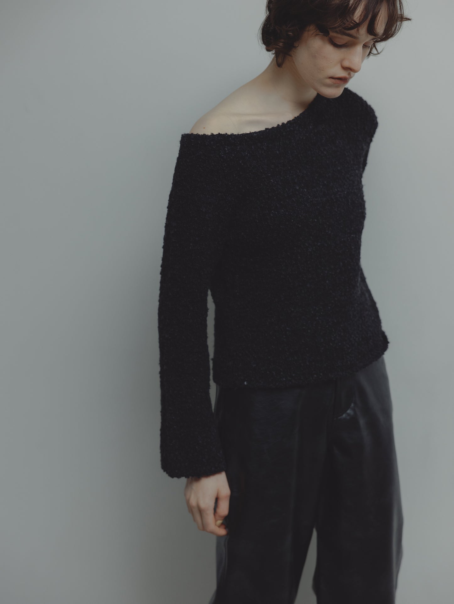 ONE SHOLDER KNIT/BLACK