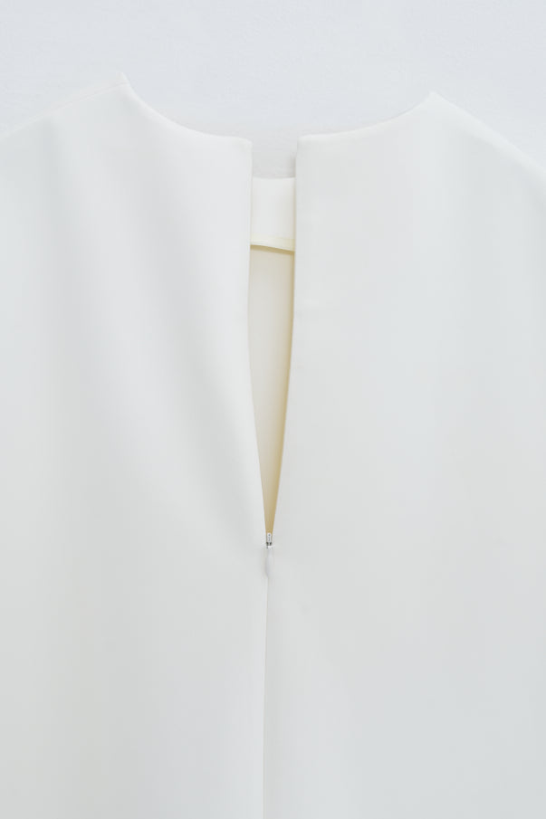 ASYMMETRY TOPS/WHITE