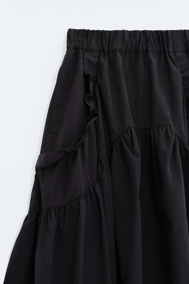 RUFFLE GATHERD SKIRT/BLACK