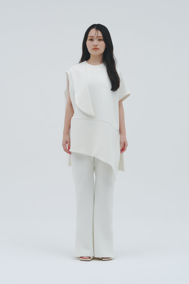 ASYMMETRY TOPS/WHITE