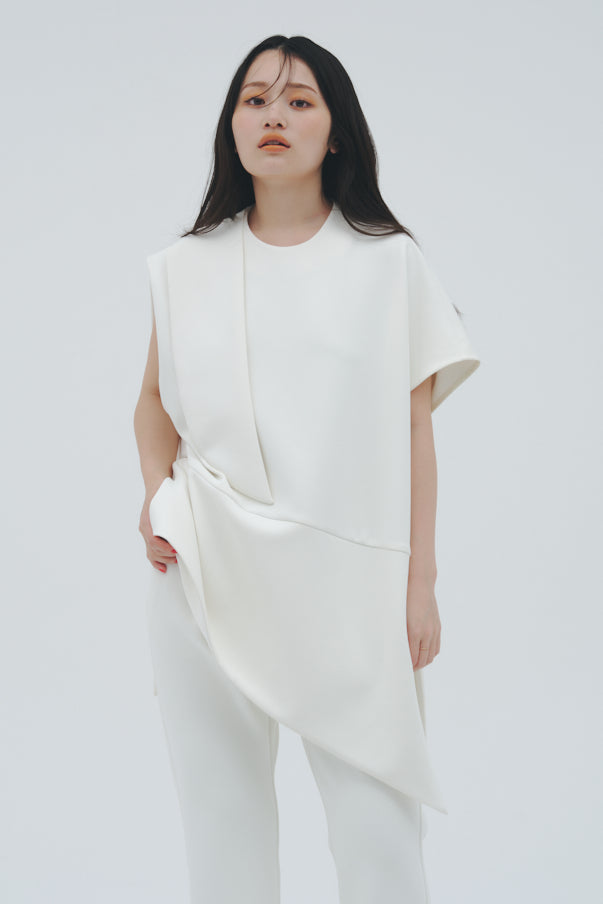 ASYMMETRY TOPS/WHITE