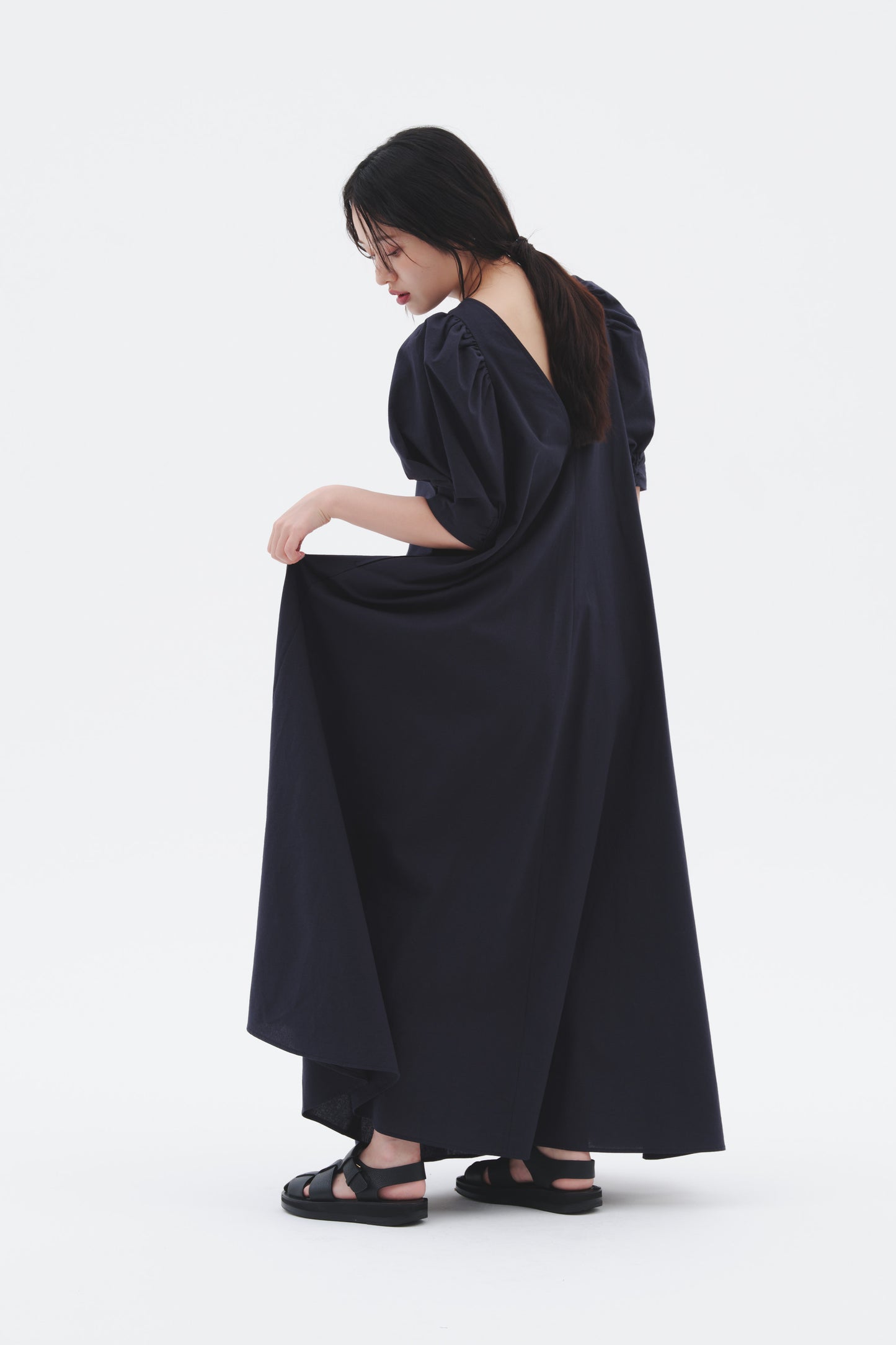 VOLUME SLEEVE DRESS/NAVY