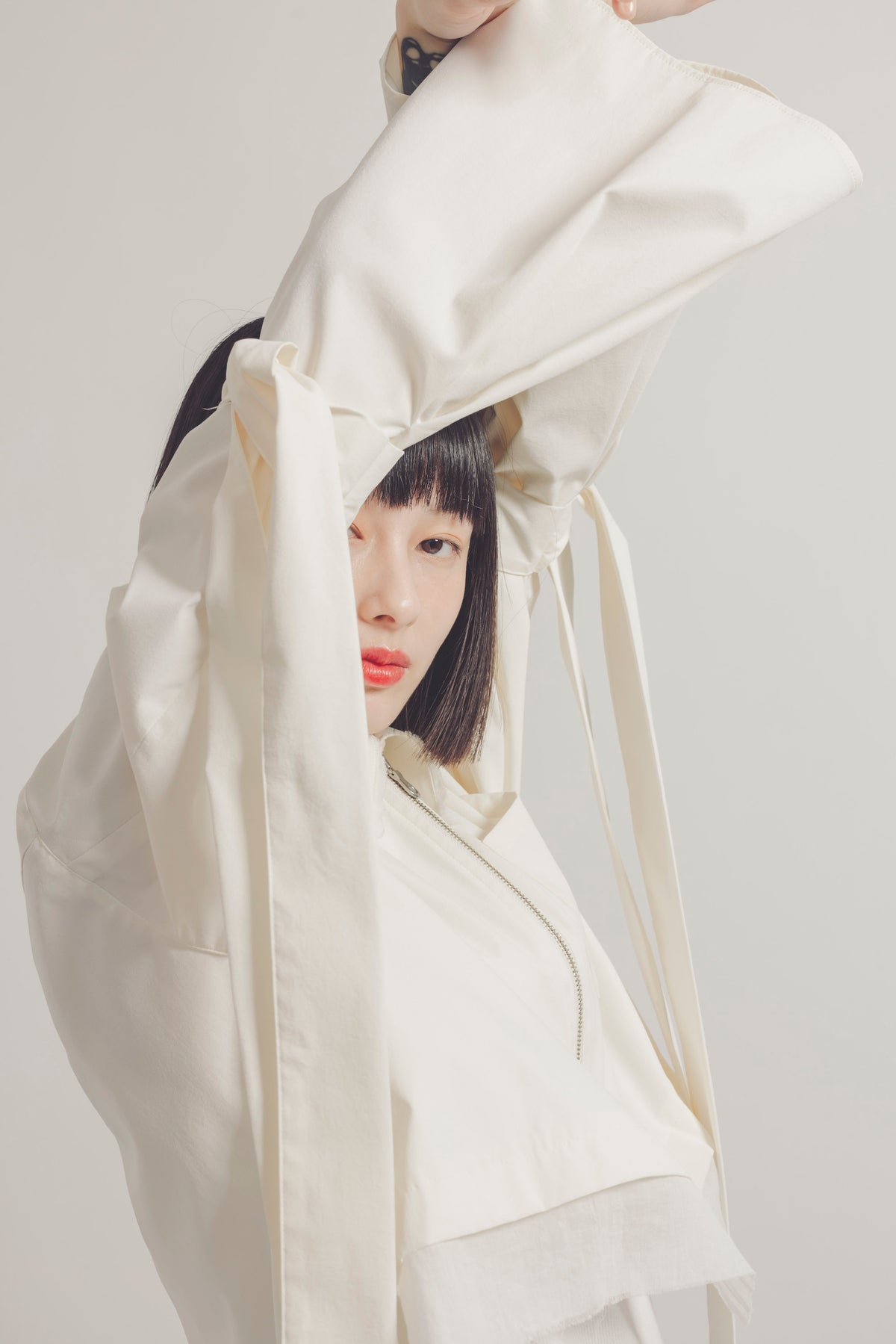SHORT ZIPPER SHIRT/WHITE – MYNE