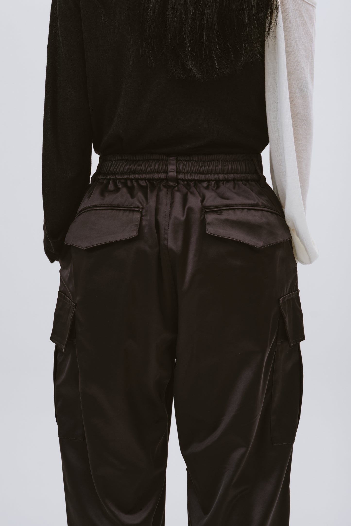 SATIN CARGO PANTS/BLACK