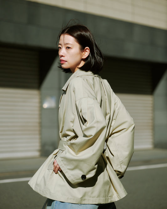 SHORT TRENCH/BEIGE
