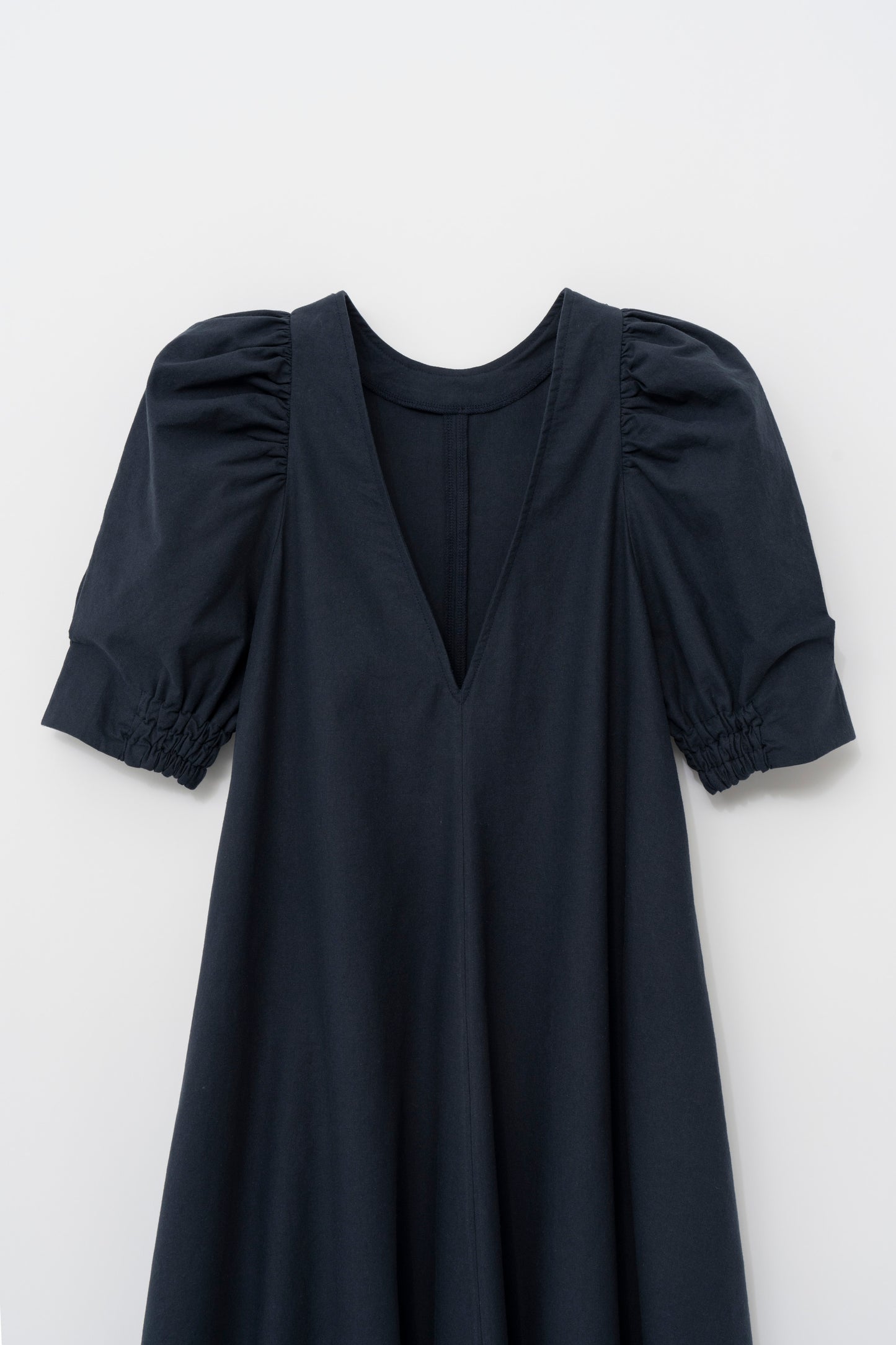 VOLUME SLEEVE DRESS/NAVY