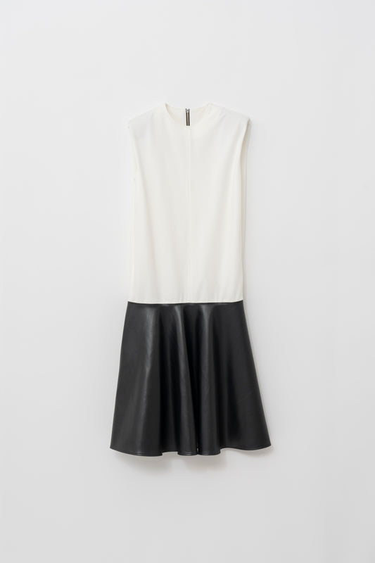 LEATHER DOCKING DRESS/WHITE