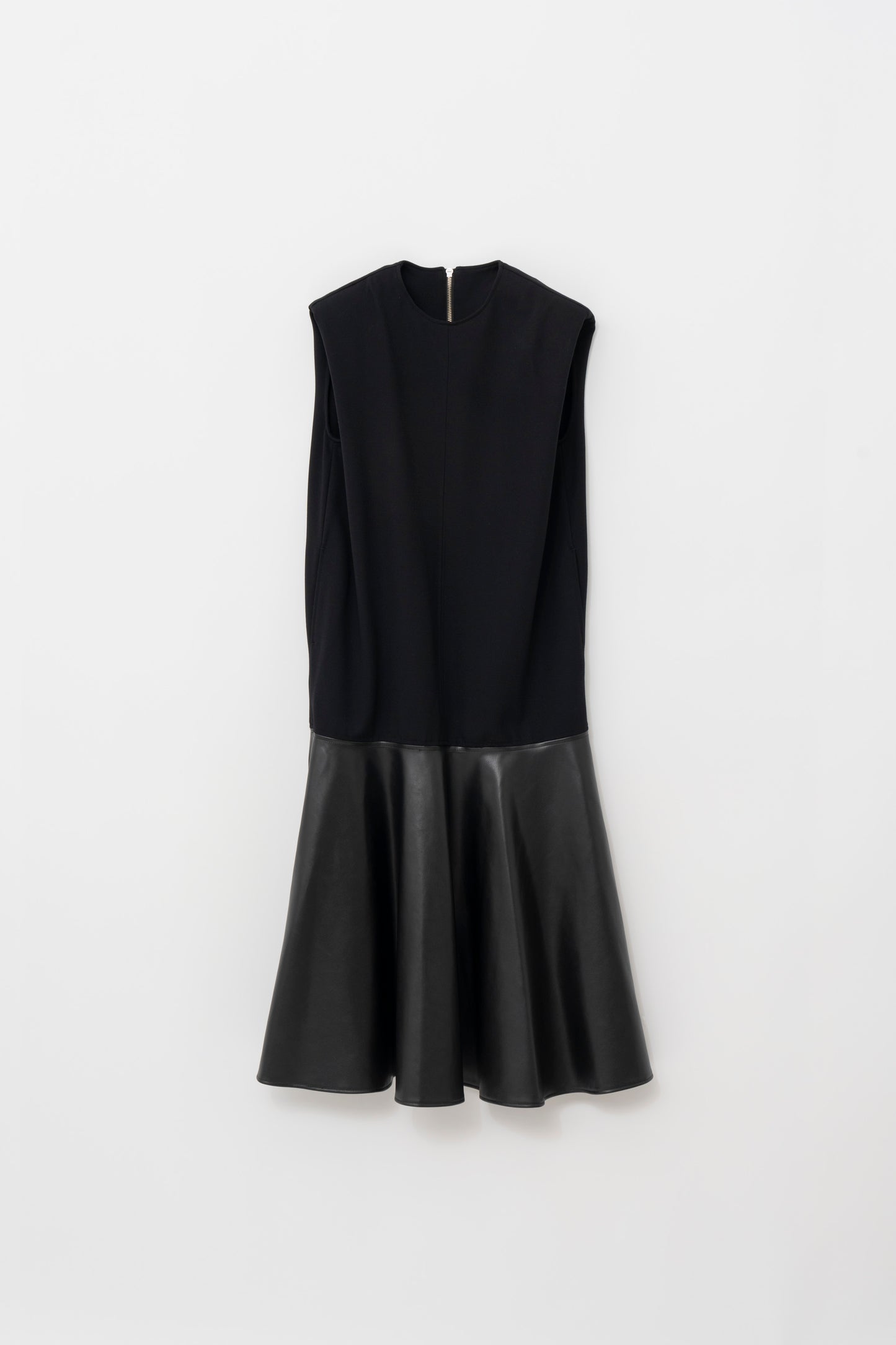 LEATHER DOCKING DRESS/BLACK