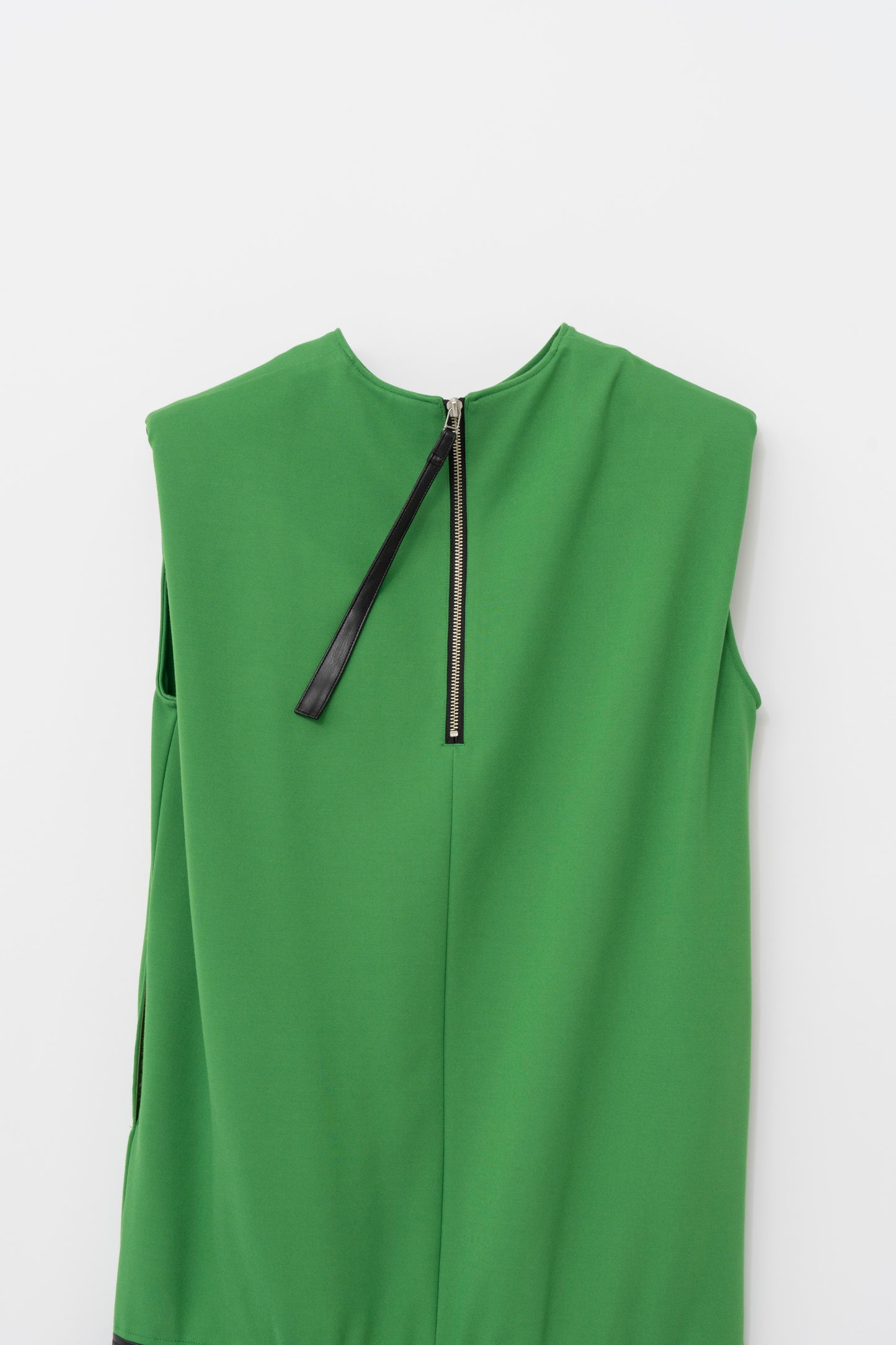 LEATHER DOCKING DRESS/GREEN