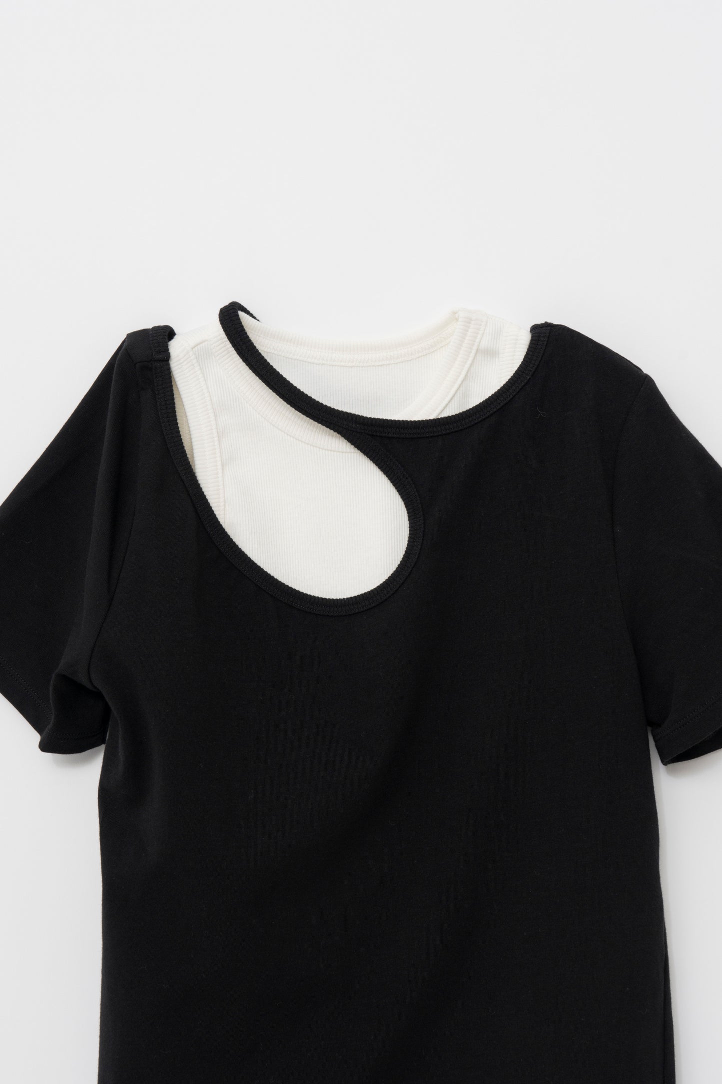 LAYERED TEE/BLACK