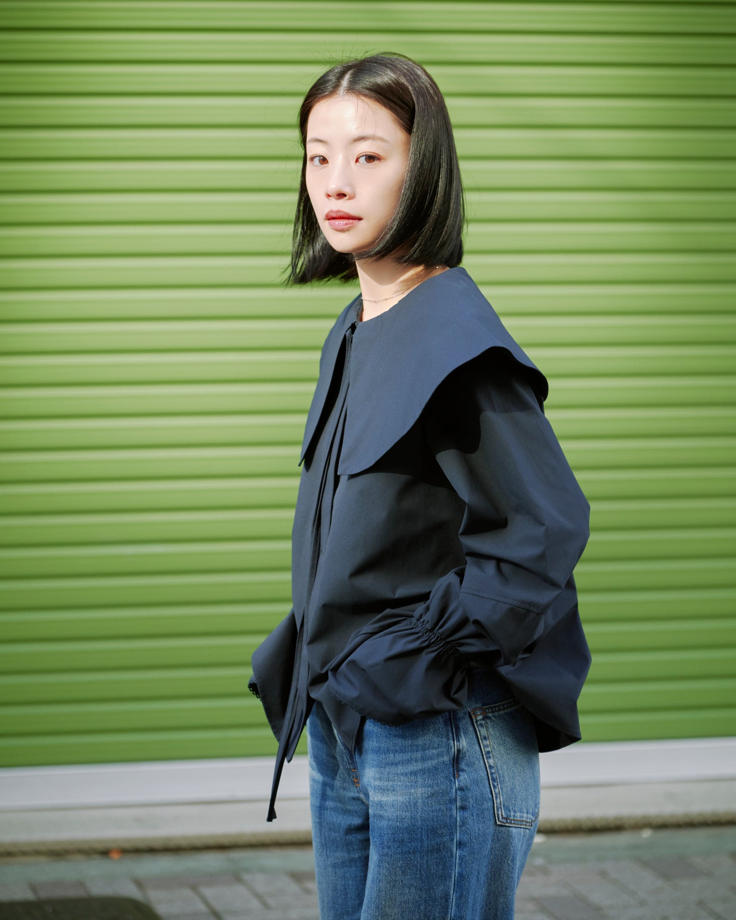 LAYERED COLLAR BLOUSE/NAVY