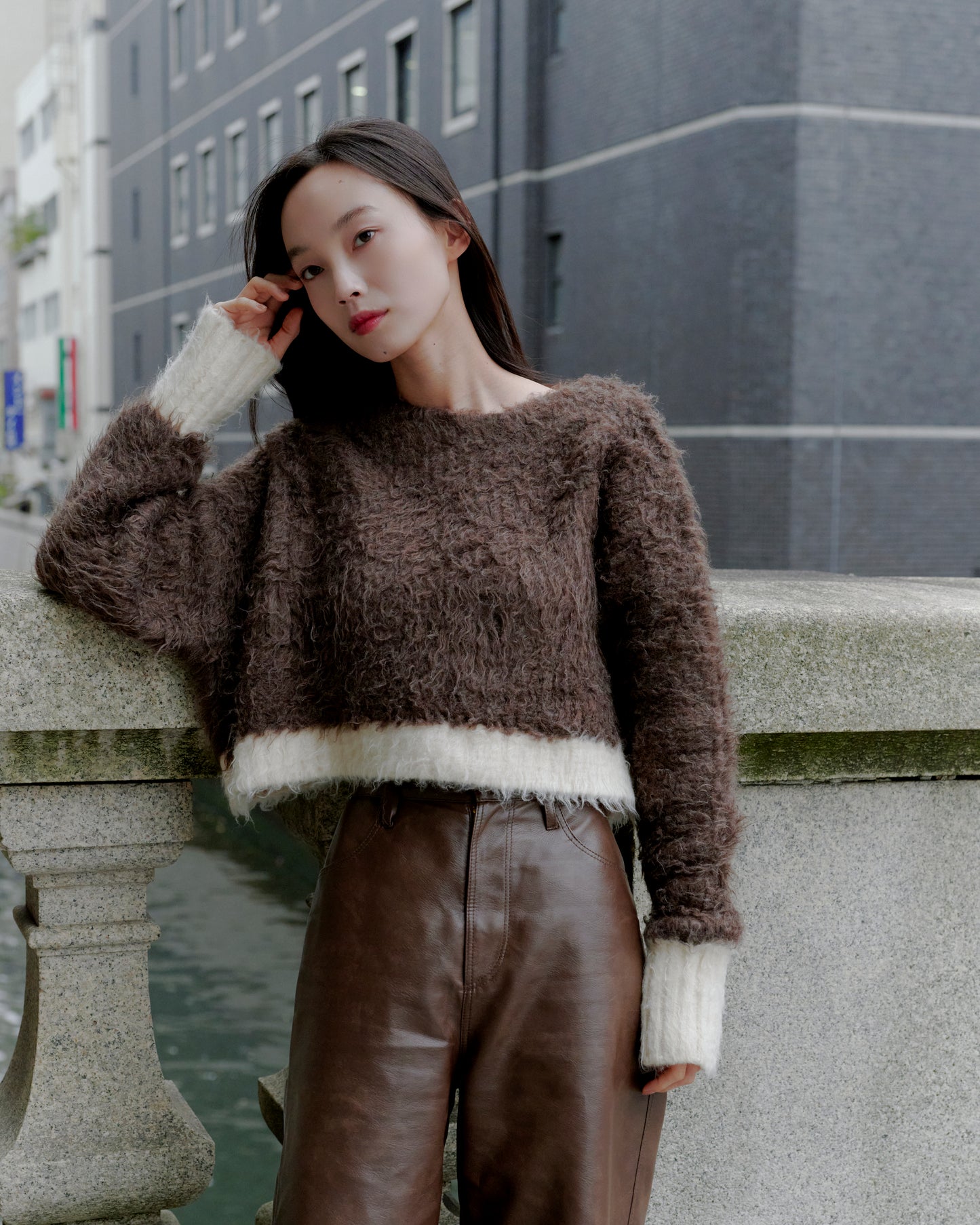 SHAGGY BICOLOR KNIT/BROWN