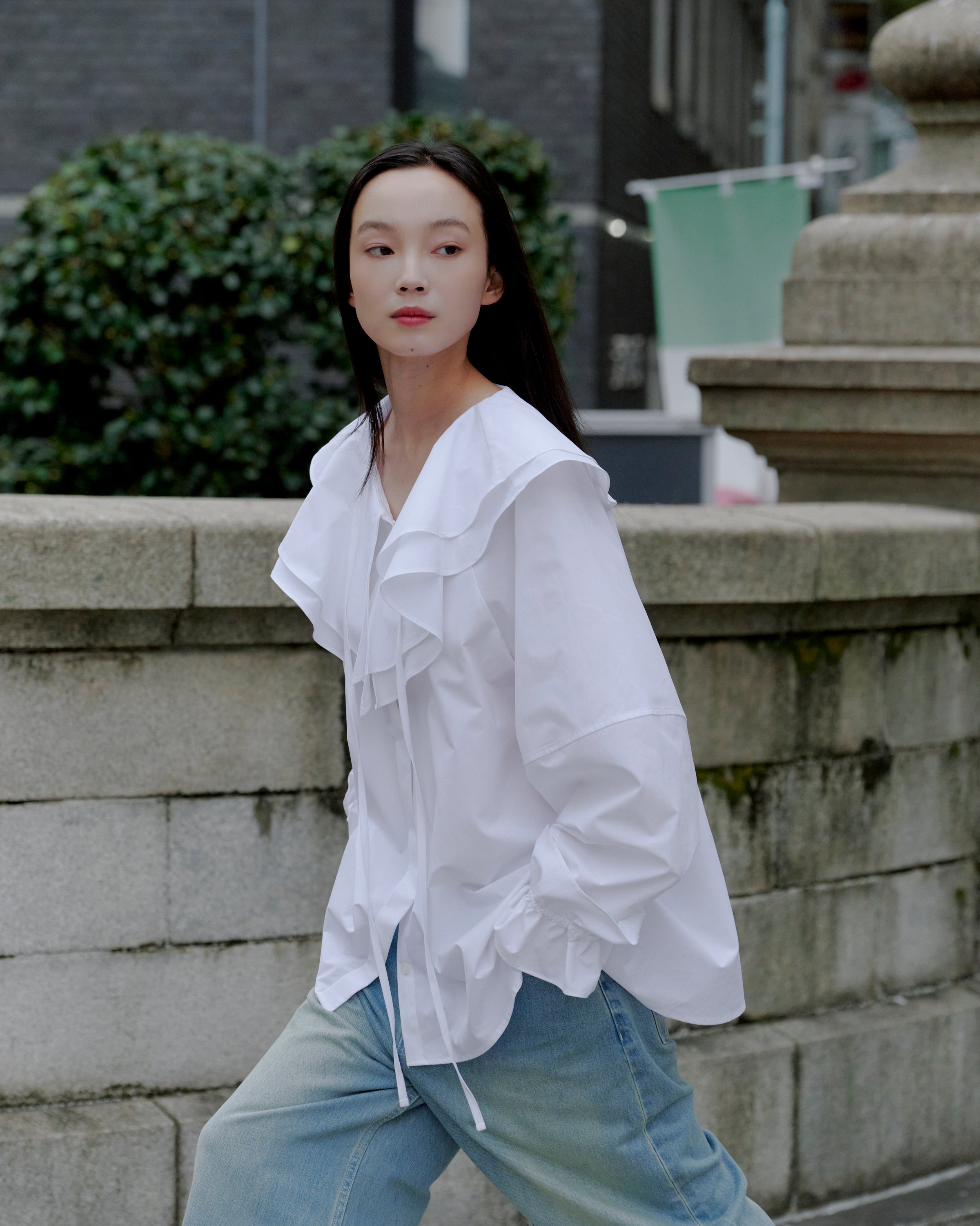 美品　bluelea Line Frill Blouse　ホワイト BIG COLLAR FRILL BLOUSE/WHITE – MYNE