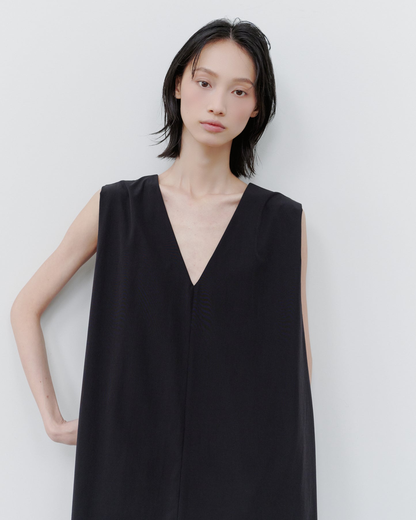 SLEEVELESS BALLON DRESS/BLACK