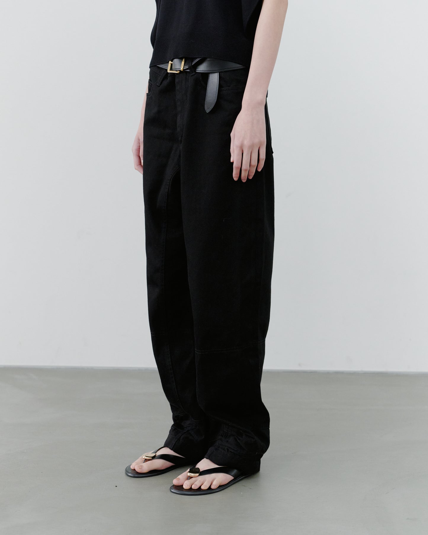 HIGH RISE LOSE DENIM/BLACK