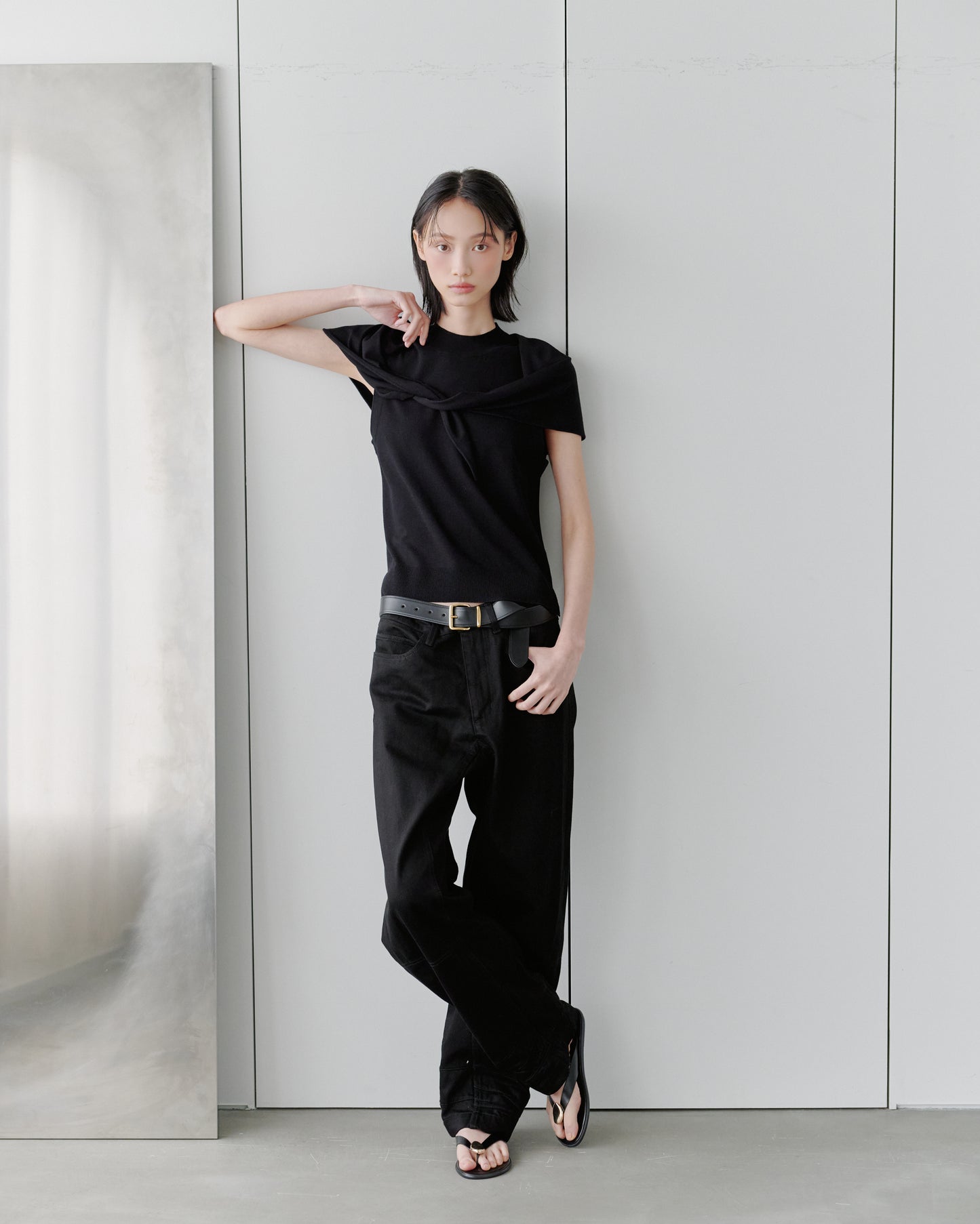 HIGH RISE LOSE DENIM/BLACK