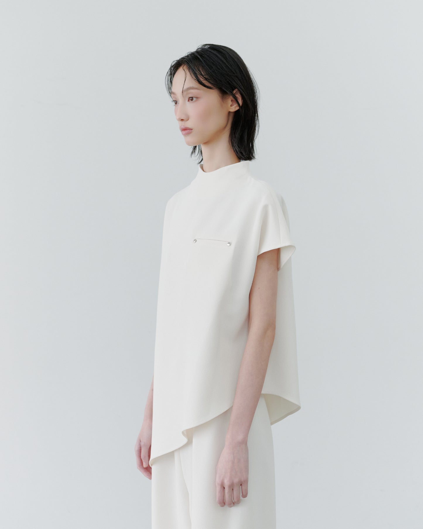 ASYMMETRY BLOUSE/WHITE