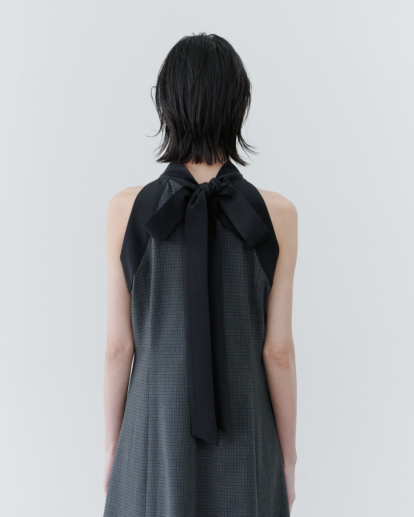 HALTER NACK CHECK DRESS/GRAY